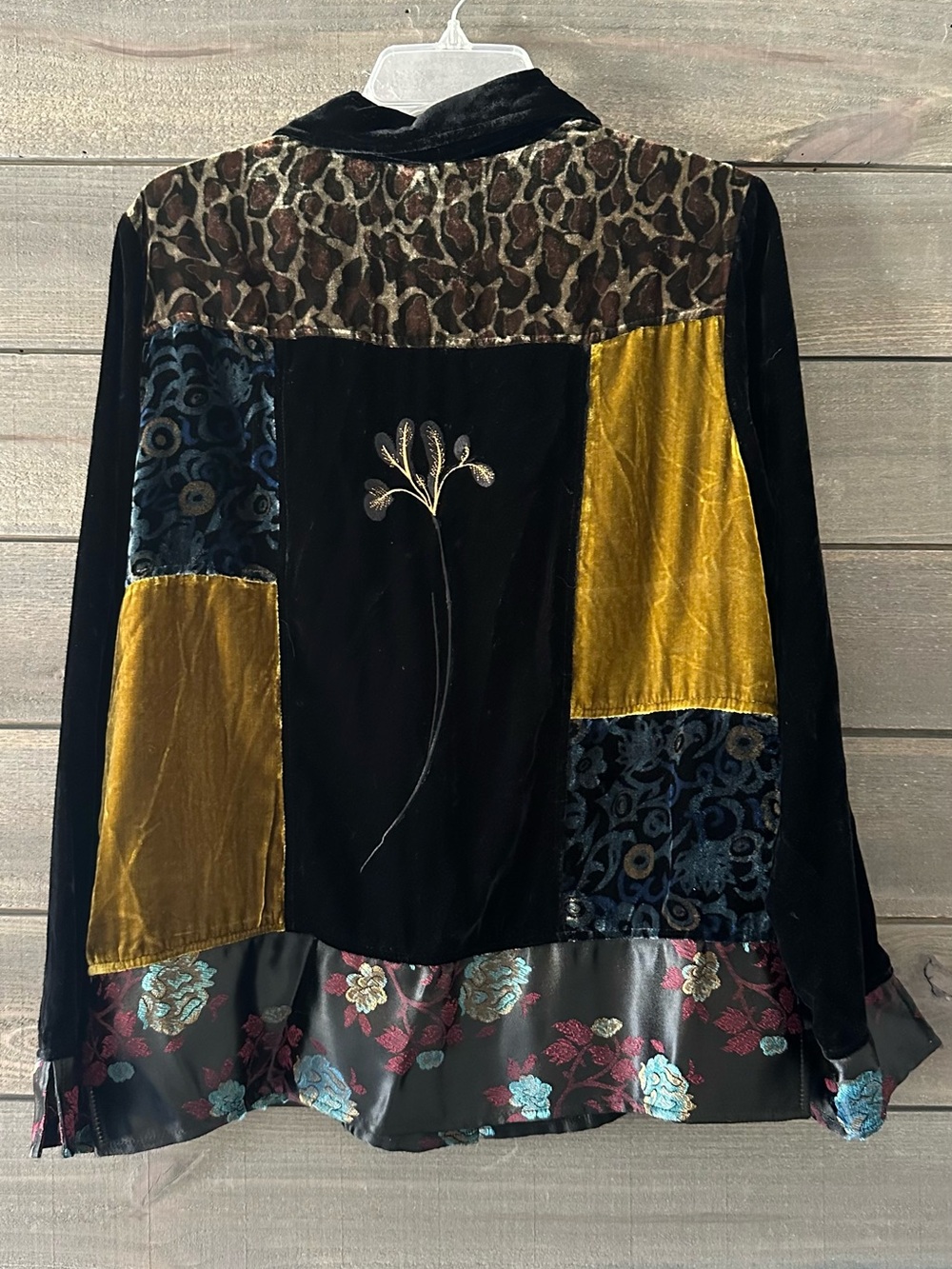 COLDWATER CREEK Velvet Embroidered Patchwork Button-Front Top - Black & Gold - Picture 9 of 9